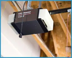 United Garage Door Santa Monica, CA 310-735-0177 - sidebar-opener-15-05m